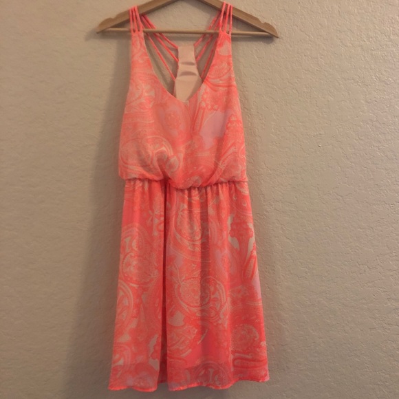 LUSH Tropical Midi Dress - Picture 2 of 3